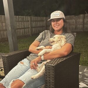 Meet your Posher, Leanna